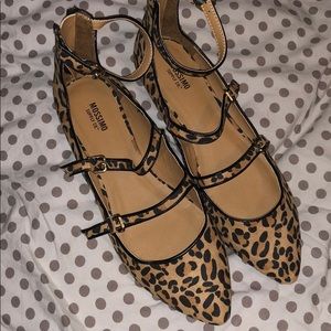 Leopard flats
